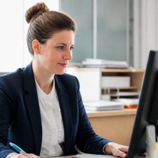 Devenir agente municipale : formations, missions et compétences à connaître