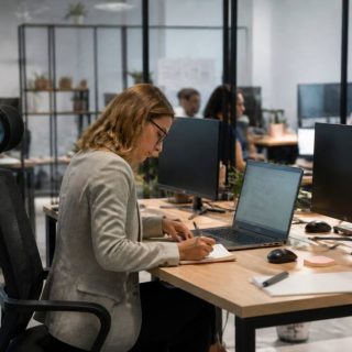 Augmentation temps de travail : quelles formations pour s’adapter aux nouvelles exigences professionnelles ?