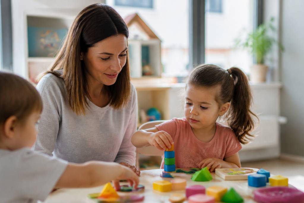 Combien touche une assistante maternelle en 2026 ?