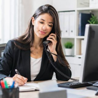 Accueil secrétariat : quelles formations pour travailler dans ce domaine ?