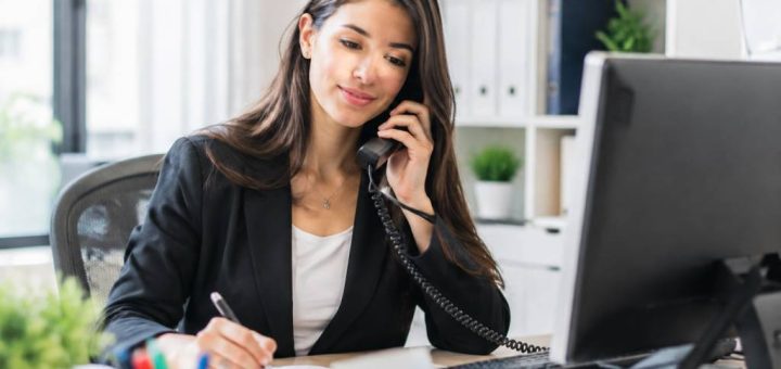 Accueil secrétariat : quelles formations pour travailler dans ce domaine ?