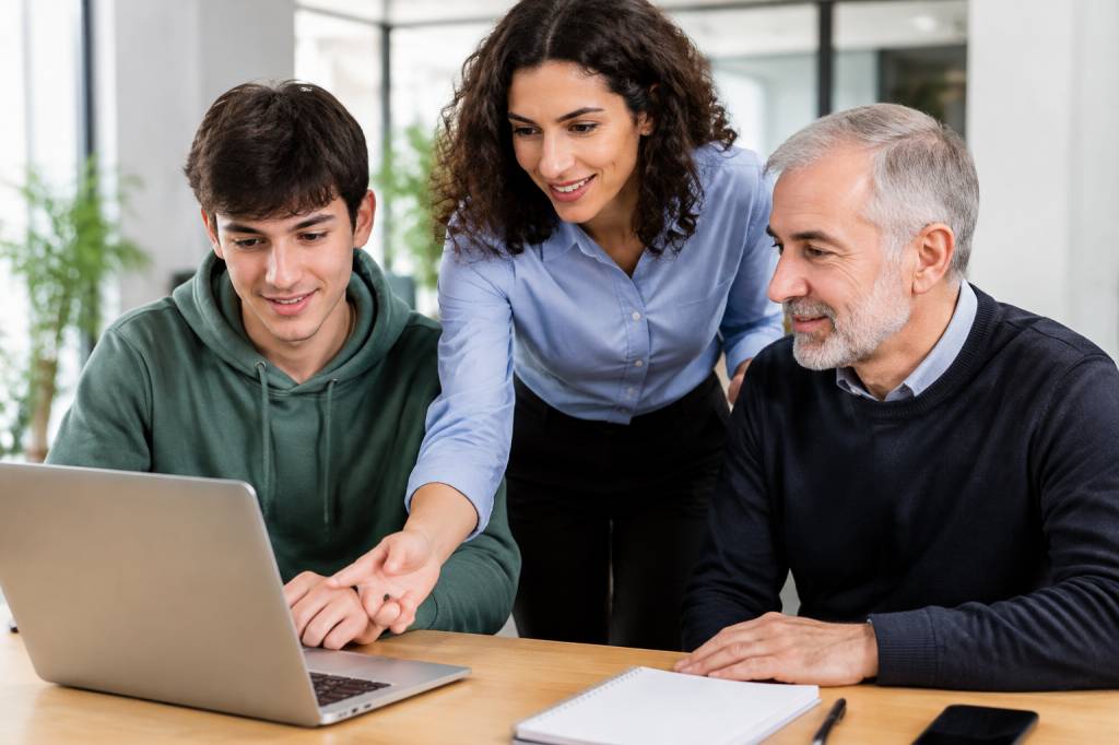 À quel âge peut-on travailler en France ? Règles et conditions selon son âge